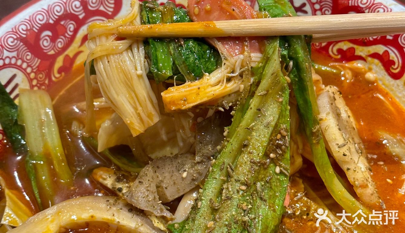 第一次吃到辣么好吃的鸡架子！啃上头了