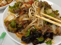 -明记汤揪片子炒面(红山市场特色美食街店)