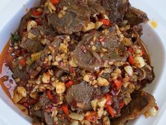 蒜香牛肉-独一佳老胡湘菜馆(矿山路店)