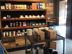 零售区-星巴克(天津五大道店)