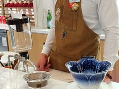 -华凌牛庄西餐厅(乌鲁木齐华凌美爵大饭店)