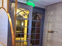 -青岛遇见米兰(八大关店)