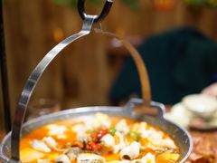 -老滇山寨•云南特色菜•地方菜•民族风情歌舞表演(金碧店)