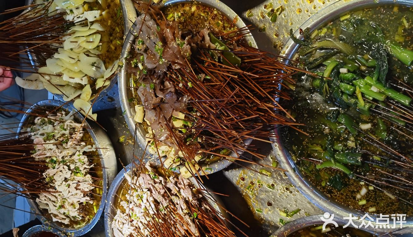 老字号钵钵鸡 烟火气满满的鲜知味～