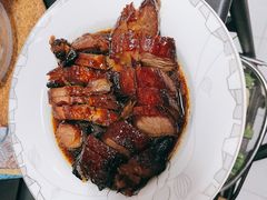 鸿运脆皮烤乳猪-肥小福·烧鹅专门店(环宇荟店)