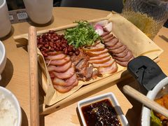 -关东小磨东北菜(上海长风大悦城店)