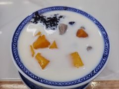 芒果芋圆椰汁黑糯米-江记甜品(罗湖店)