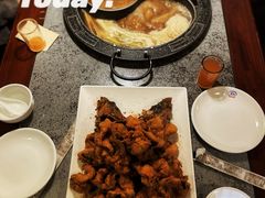 -八次方巴乡石锅鱼·金海湖水库活鱼(谷丰东路店)