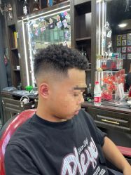 -Barber潮先生男士理发店