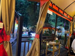 -二荆条·蜀鲜汇城市森林火锅