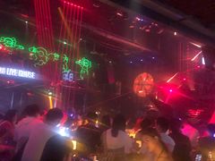 -808 LiveHouse