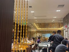 -乐忻皇朝(上海中心大厦店)