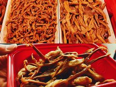 -绝味鸭脖(曼哈顿广场店)