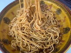 炸酱拌面-食惠里小笼包面馆(越秀店)