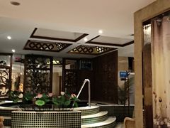 -鸿泰洋美食水会(东门中店)