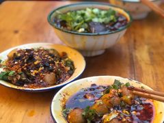 -拈签一笑黄牛肉辣卤串串