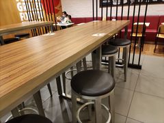 用餐区-汉堡王(西铁营万达店)