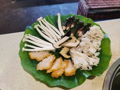 -钢管厂五区小郡肝串串香火锅(梅川路店)
