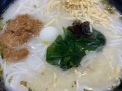 -灵芝妹子海鲜米线(凯德和平广场店)