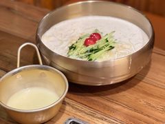 -恩你小木屋·韩式料理(假日广场店)