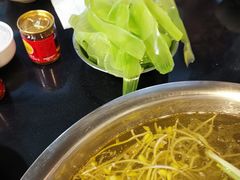 莴笋片-邓莽子老火锅(中兴路总店)