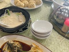 -鹏城人家海鲜酒家·23年老字号(较场尾店)