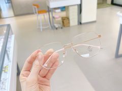 -潘多拉眼镜·蔡司依视路明月(潘家园店)