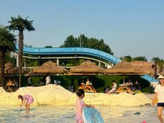 -太阳岛沙滩泳场水上乐园