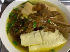 面结汤加牛杂-仓桥面结店