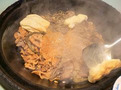 -鱼窝棚柴火铁锅炖(富山屯店)