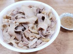 吉野豚肉飯-空姐牛肉饭 神户食堂