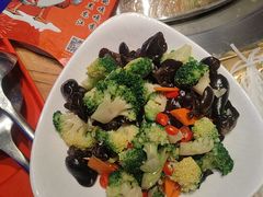 -山河屯铁锅炖(绥望路店)