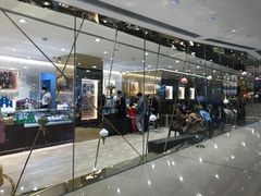 -VENCHI 闻绮(北京国贸商城店)