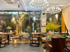 -樾餐厅泰式海鲜火锅(民歌湖店)