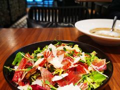 伊比利亚火腿色拉-Erman岩烧牛排(虹桥南丰城店)