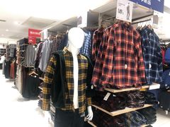 -优衣库(北京万柳华联购物中心店)