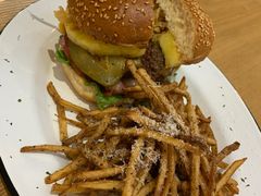 -HELLO 27 意面·沙拉·帕尼尼