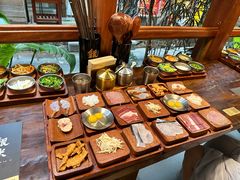 -银米·云南传统过桥米线(双廊黑金冠店)