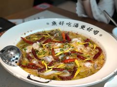 -江渔儿酸菜鱼·拔草餐厅(虎门君乐汇店)
