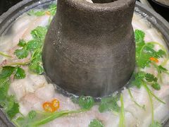 酸菜白肉火锅-百味源炭火烤翅 ·夜市大排档(酒仙桥店)