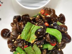-蔼若春.传承三十年云南菜(金碧公园店)