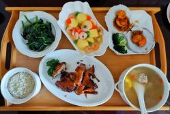 -大美母婴月子中心