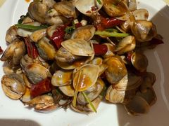 -嗨辣小聚·盘锦河蟹·海鲜烧烤龙虾(盘锦十年好店)