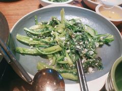 -云海肴·汽锅鸡·云南菜(天山百盛优客店)