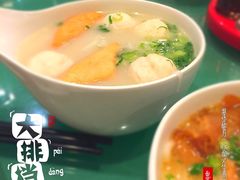 鱼丸粉-翠华餐厅(山顶道店)