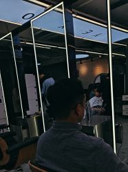 -藤野造型烫发染发