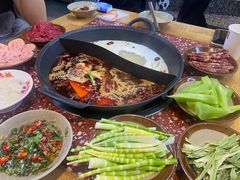 -赵美丽·重庆社区火锅·直营店(火车东站·中豪国际店)