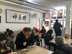 大堂-陈记卤煮小肠