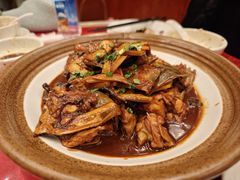 -侬佳蒸菜馆(听潮店)