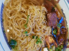 -七爷清汤腩·港式餐厅(金狮广场店)
